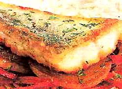 Рыба тушеная с болгарским перцем фотография