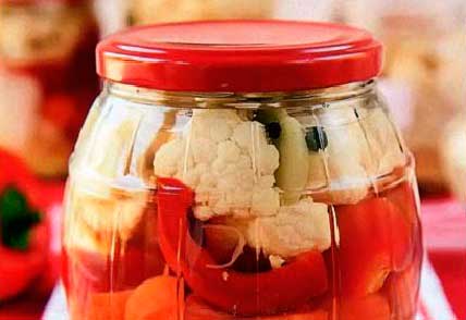 Капуста маринованная с болгарским перцем и уксусом