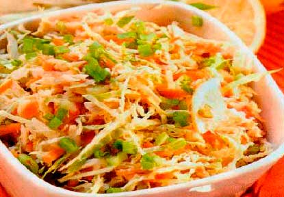 Капуста под маринадом с кинзой, зеленым луком