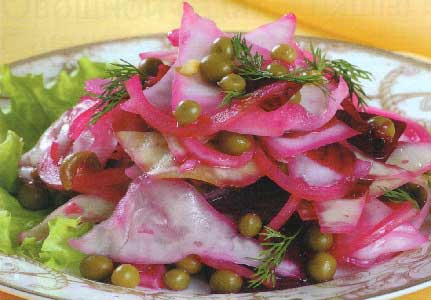 Квашеная капуста с маринованными овощами