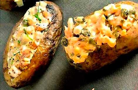 Картофель фаршированный грибами сельдью с луком фотография