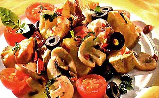 Картофель с грибами помидорами черри фотография