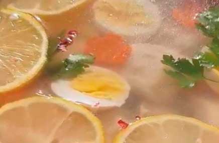 Заливной судак с овощами и морковью