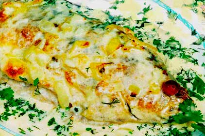 Караси жареные  в майонезе и омлете
