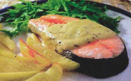 Рыба под горчичным соусом с эстрагоном фотография