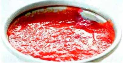 Томатно-чесночный соус из красных помидор фотография